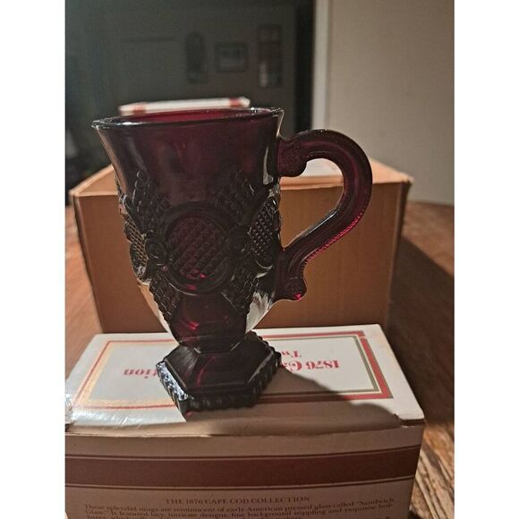 Vintage Avon 1982 1876 Cape Cod Ruby Red Pedestal Mugs Set of 2 NOS w/ Box - Picture 2 of 10